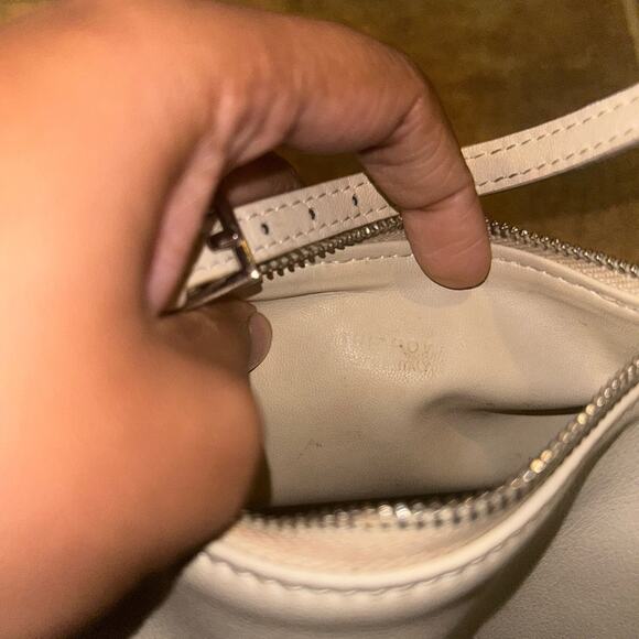 THE ROW 90s Leather Shoulder Bag - Picture 4 of 8